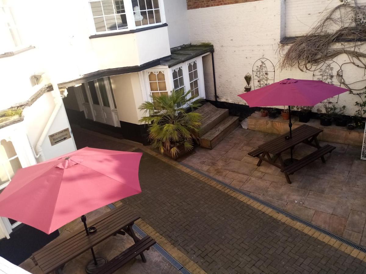 The Rose And Crown Hotel Уисбийч Екстериор снимка