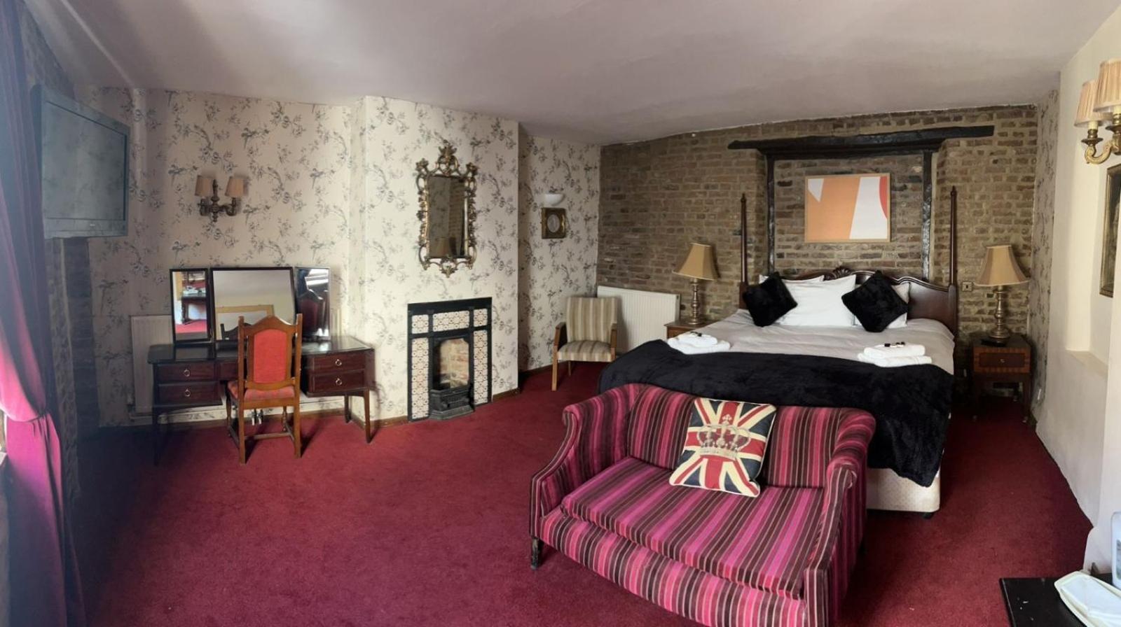The Rose And Crown Hotel Уисбийч Стая снимка